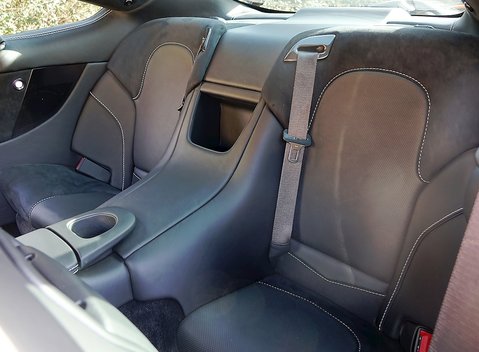 Aston Martin Vanquish Carbon Edition 22