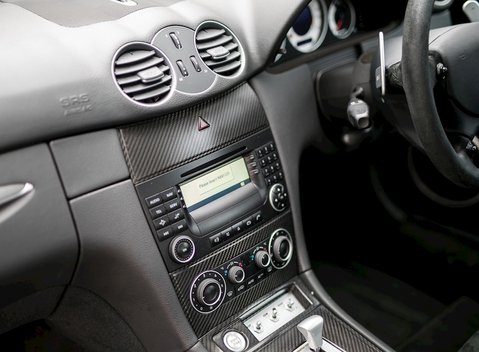 Mercedes-Benz CLK DTM AMG 17