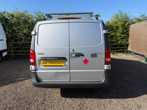 Mercedes-Benz Vito 2.1 114 CDI BlueTEC RWD L2 Euro 6 6dr 6