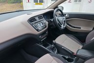 Hyundai i20 1.4 GDI PREMIUM LOOK! ONLY 26000 MILES! STUNNING CAR! 17