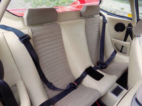 Ferrari 308 GT4 Dino 29