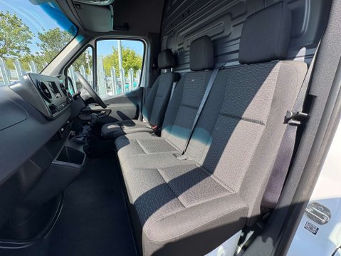 Mercedes-Benz Sprinter 2.0 315 CDI Premium Panel Van 5dr Diesel Manual FWD L2 H2 Euro 6 (s/s) (150 16