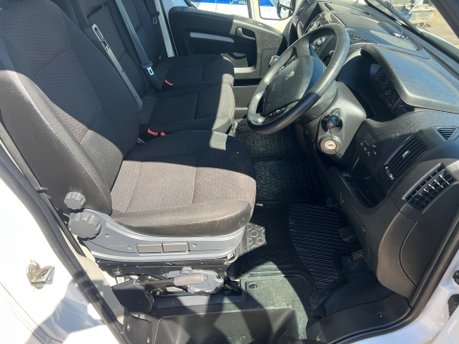 Peugeot Boxer BLUEHDI 333 L1H1 PROFESSIONAL P/V 7