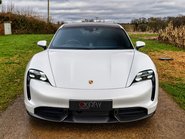 Porsche Taycan TURBO S 18