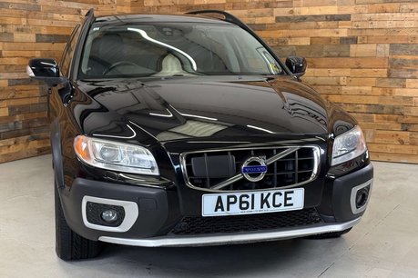 Volvo XC70 3.0 T6 SE Lux Estate 5dr Petrol Geartronic AWD Euro 5 (304 ps) 25