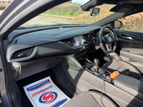 Vauxhall Insignia 2.0 Insignia SRi VX-Line Nav TD 5dr 23