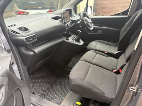 Peugeot Partner BLUEHDI PROFESSIONAL L1 9