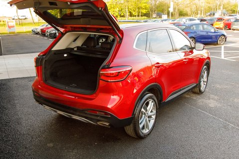 MG HS EXCLUSIVE DCT 38