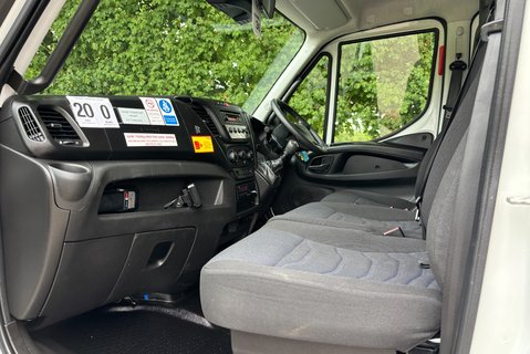 Iveco Daily 70C18D Double Cab Dropside with Hiab Crane - Air Con 14