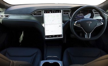 Tesla Model S S 90d 17