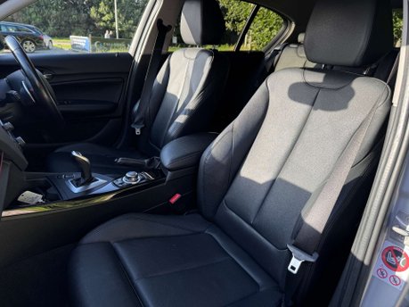 BMW 1 Series 2.0 120d Sport Auto 5dr 39