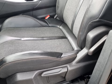 Peugeot 5008 PURETECH S/S GT LINE 43