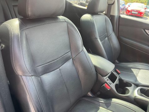 Nissan Qashqai 1.6 dCi Tekna 2WD Euro 6 (s/s) 5dr 36