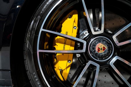 Porsche 911 TURBO S PDK. SPORTS CHRONO. HEATED & VENTILATED SEATS. PCCBS. SPORT EXHAUST 13