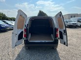 Vauxhall Combo SWB L1H1 Low Roof Category S Prime Air Con Sensors EURO 6 NO VAT 9