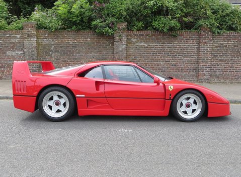 Ferrari F40 3