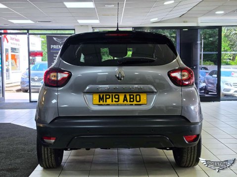 Renault Captur 1.5 dCi ENERGY Iconic EDC Euro 6 (s/s) 5dr 91
