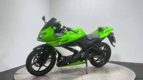 Kawasaki Ninja 2010 24K 33BHP 250CC SPORTS BIKE PROJECT SPARES OR REPAIR 5