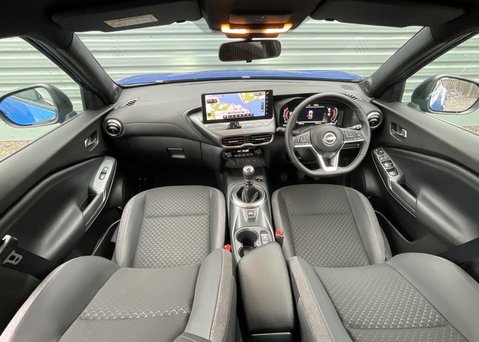 Nissan Juke DIG-T N-CONNECTA 14