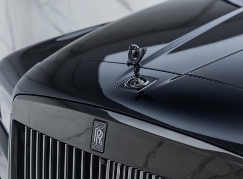 Rolls-Royce Cullinan BLACK BADGE 46