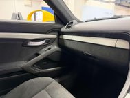 Porsche 718 Cayman 4.0 GT4 Coupe 2dr Petrol PDK Euro 6 (s/s) (420 ps) 51