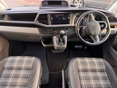 Volkswagen Transporter T32 TDI KOMBI HIGHLINE 4MOTION 43