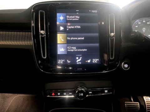 Volvo XC40 1.5h T5 Recharge 10.7kWh Ultimate Dark SUV 5dr Petrol Plug-in Hybrid Auto E 17