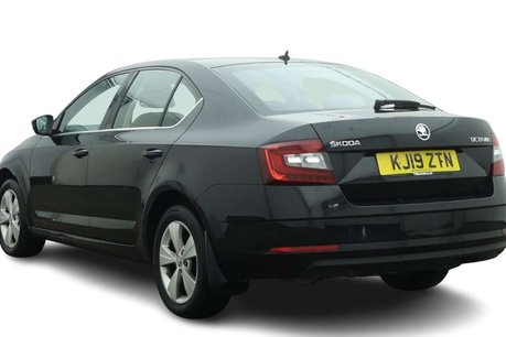 Skoda Octavia 2.0 TDI SE Technology Hatchback 5dr Diesel Manual Euro 6 (s/s) (150 ps) 5