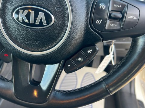 Kia Carens 1.7 CRDi 3 DCT Euro 6 (s/s) 5dr 24
