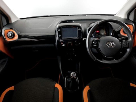 Toyota Aygo 1.0 VVT-i x-cite Hatchback 5dr Petrol Manual Euro 6 (71 ps) Air Con - Alloy 19