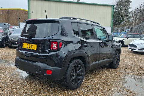 Jeep Renegade 1.0T NIGHT EAGLE STUNNING CAR! SAT NAV..CRUISE CONTROL..AIR CON.STUNNING 3