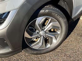 Hyundai KONA 1.6 Kona SE Connect GDi HEV Semi-Auto 5dr 3