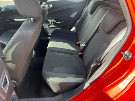 Ford Fiesta ZETEC 28