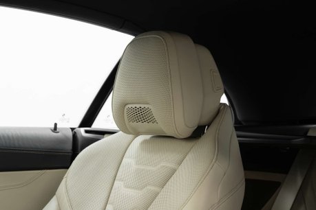 BMW 8 Series 3.0 840i Auto 2dr 29