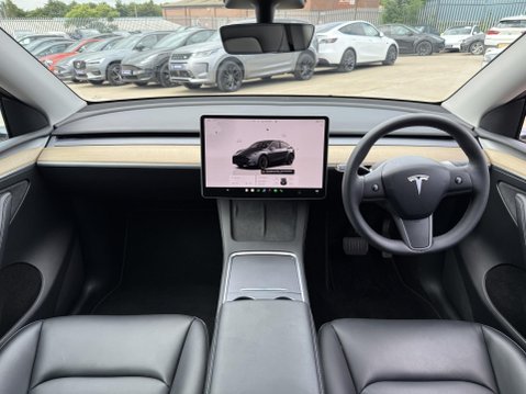 Tesla Model Y (Dual Motor) Long Range SUV 5dr Electric Auto 4WDE (384 bhp) 29