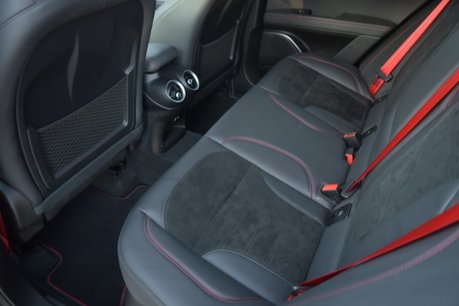 Alfa Romeo Stelvio V6 Biturbo Quadrifoglio 20