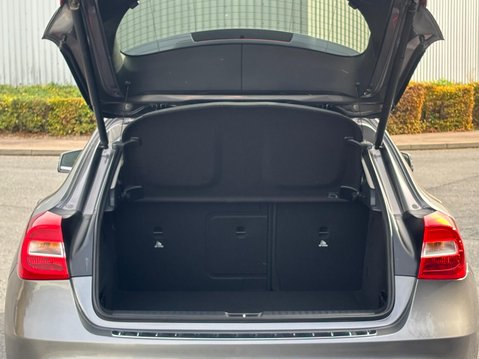 Mercedes-Benz GLA Class GLA 200 SE 28