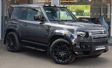 Land Rover Defender 90 V8 P525 2