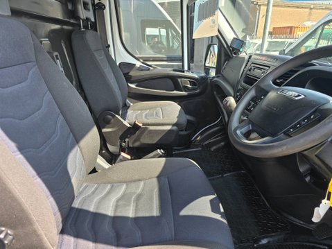 Iveco Daily 35S12V 12