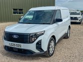 Ford Transit Courier Petrol SWB L1H1 Low Roof Limited Air Con Alloys Nav Sensors EURO 6 2