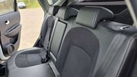Nissan Qashqai 1.5 dCi 360 SUV 5dr Diesel Manual 2WD Euro 5 (110 ps) 33