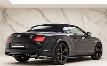 Bentley Continental GT V8 S Convertible Black Edition 8
