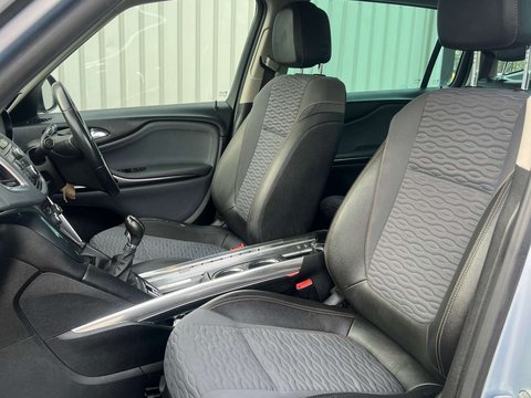 Vauxhall Zafira 2.0 Zafira Tourer SE CDTi 5dr 21