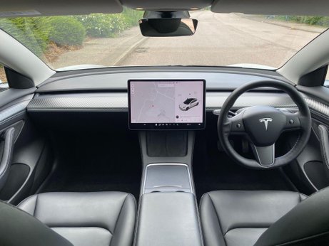 Tesla Model 3 (Dual Motor) Long Range Auto 4WDE 4dr 7