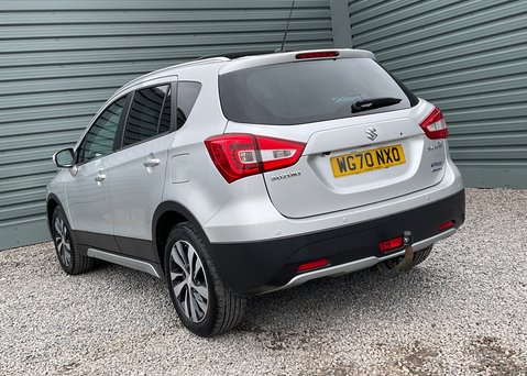 Suzuki S-Cross SZ5 BOOSTERJET ALLGRIP MHEV 12