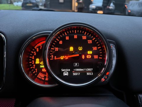 Mini Countryman COOPER EXCLUSIVE 48
