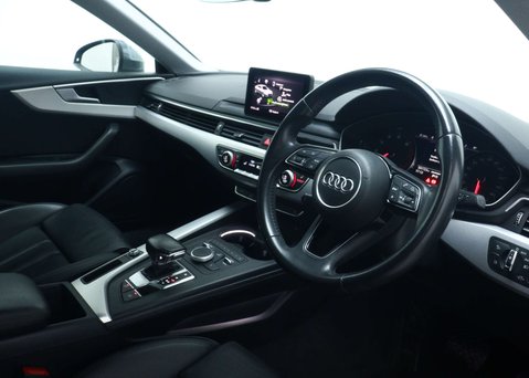 Audi A5 2.0 TFSI Sport Sportback 5dr Petrol S Tronic Euro 6 (s/s) (190 ps) 46
