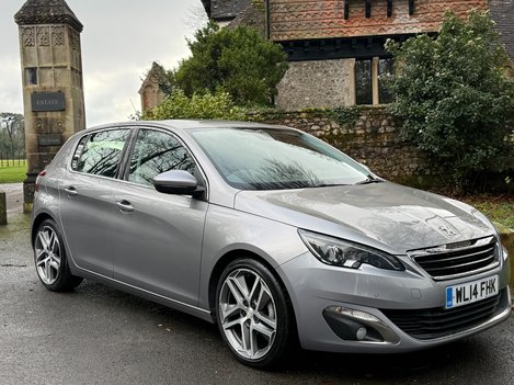 Peugeot 308 E-THP ALLURE 1