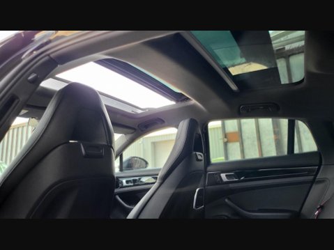 Porsche Panamera 4 10 YEARS EDITION PDK 20