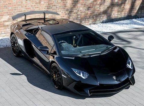 Lamborghini Aventador SV LP750-4 Roadster 10